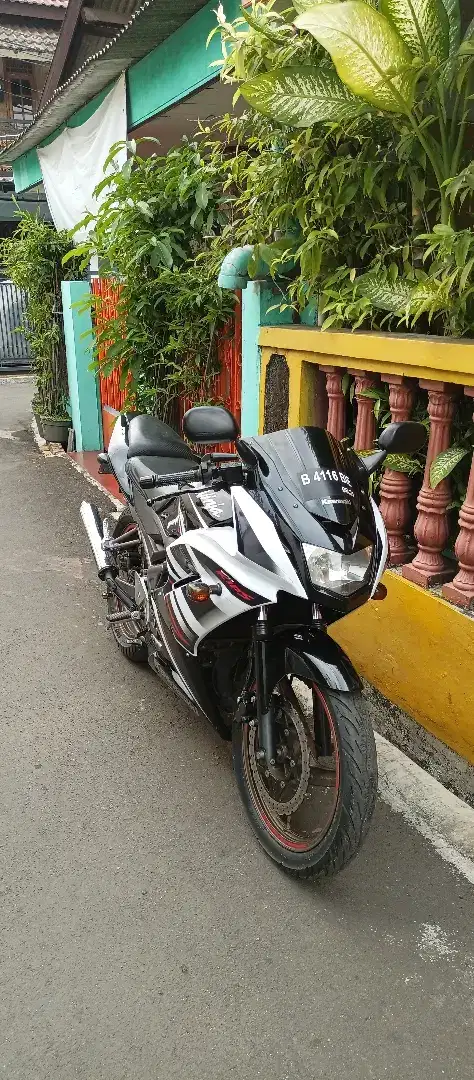 Di jual ninja RR th 2015,di Bintaro pdk aren