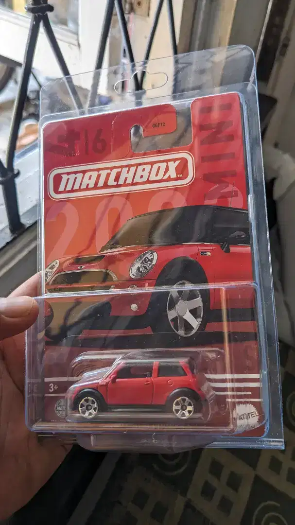 DIECAST MATCHBOX MINI COOPER S (2003) BNIB