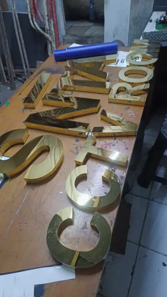 Huruf timbul stainless (Gold)