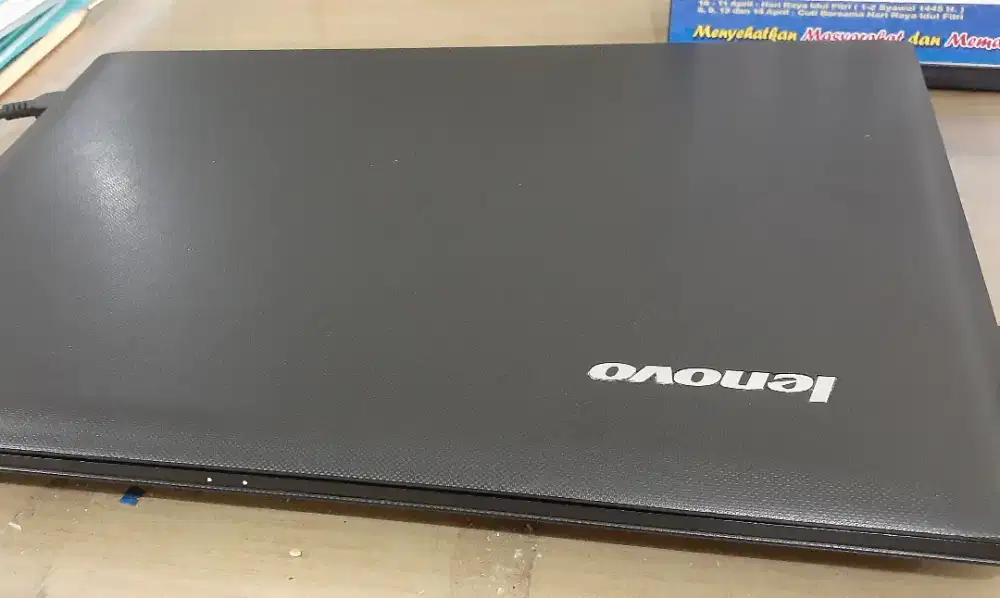 Laptop Lenovo AMD E1