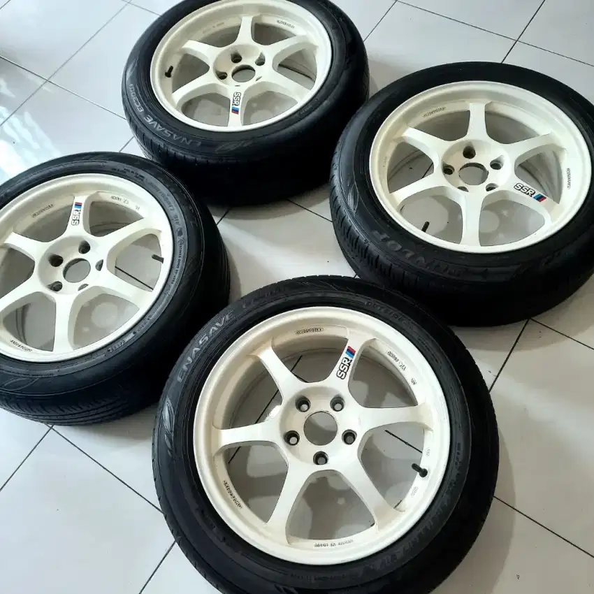 Velg ban SSR r17 5x114 ban dunlop 205/55 r17 innova voxy hrv rush juke