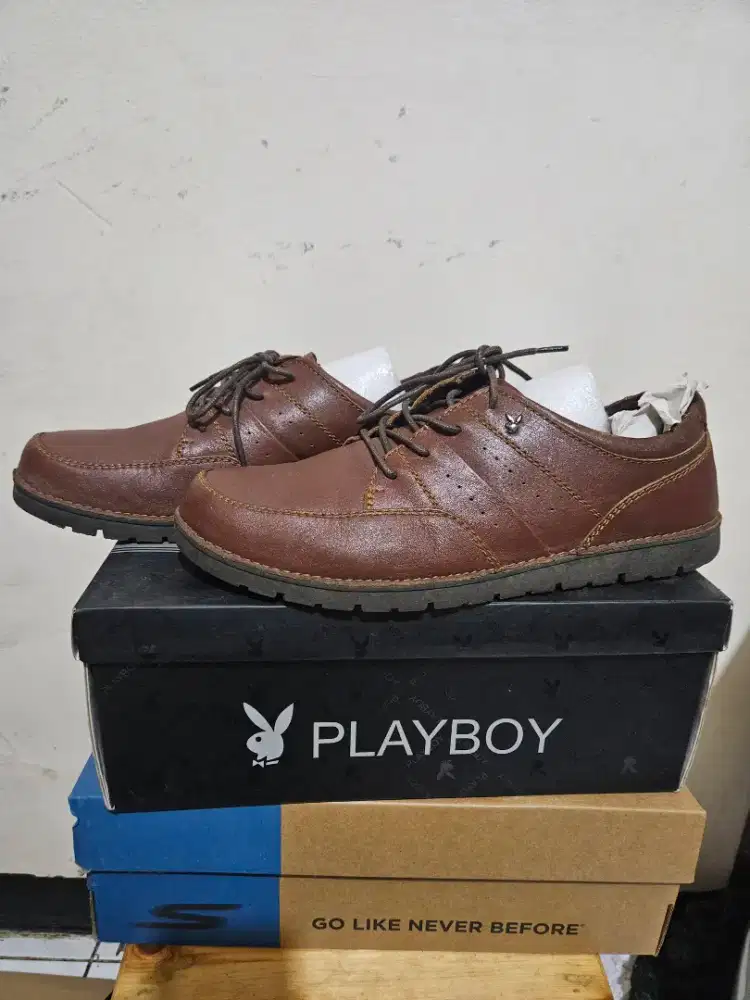 Sepatu casual Docmart Playboy PI6340BR