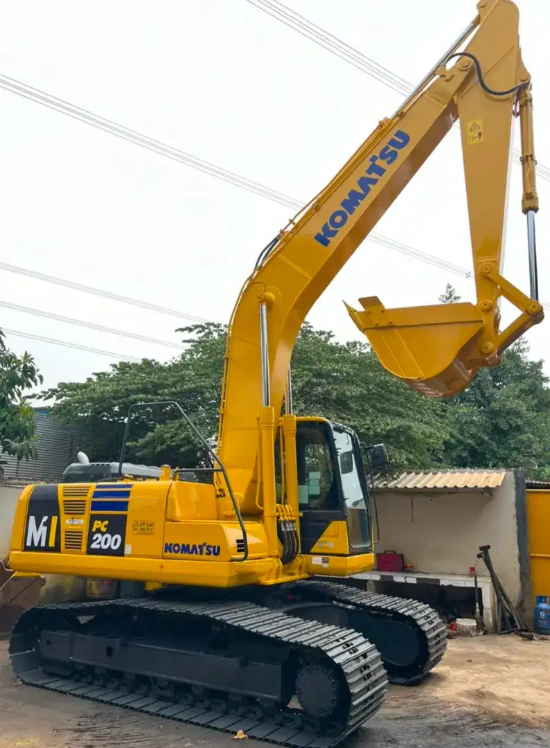 Excavator Komatsu PC200-10M1Tahun 2021