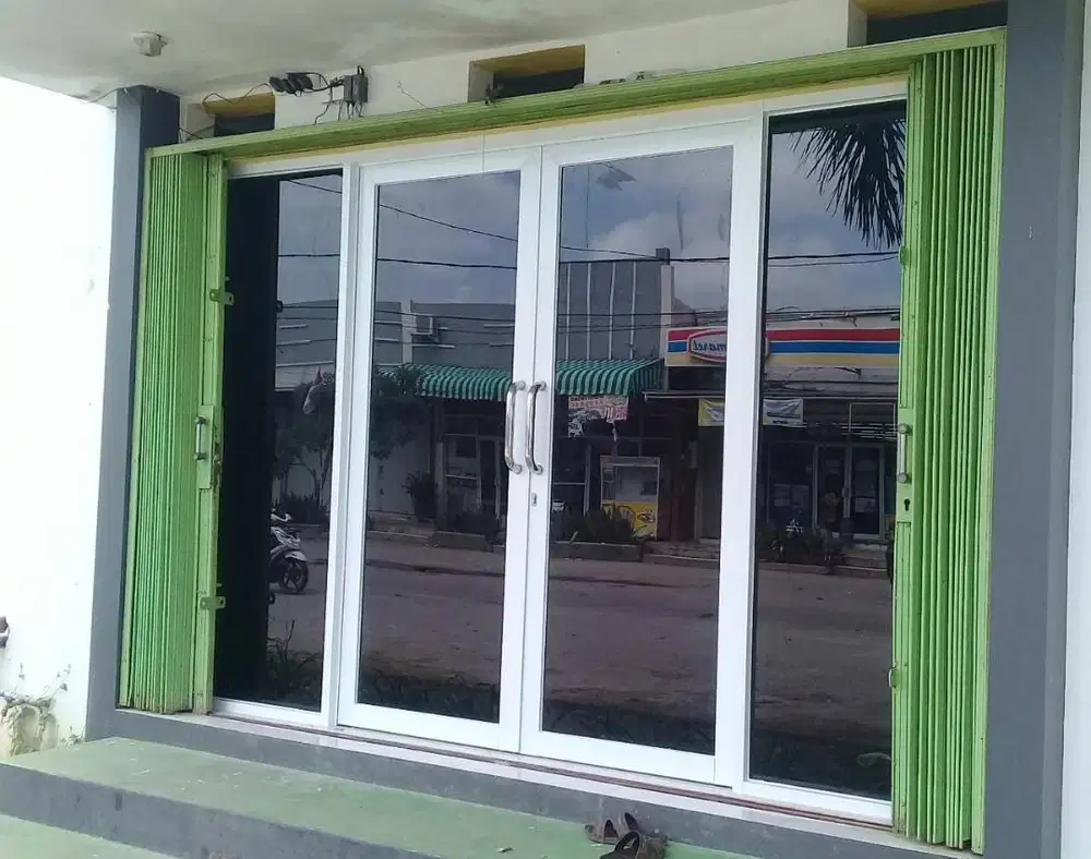 Pasang Plafon Sekat Gypsum Kusen Pintu Alumunium Lis Mouding PVC WPC