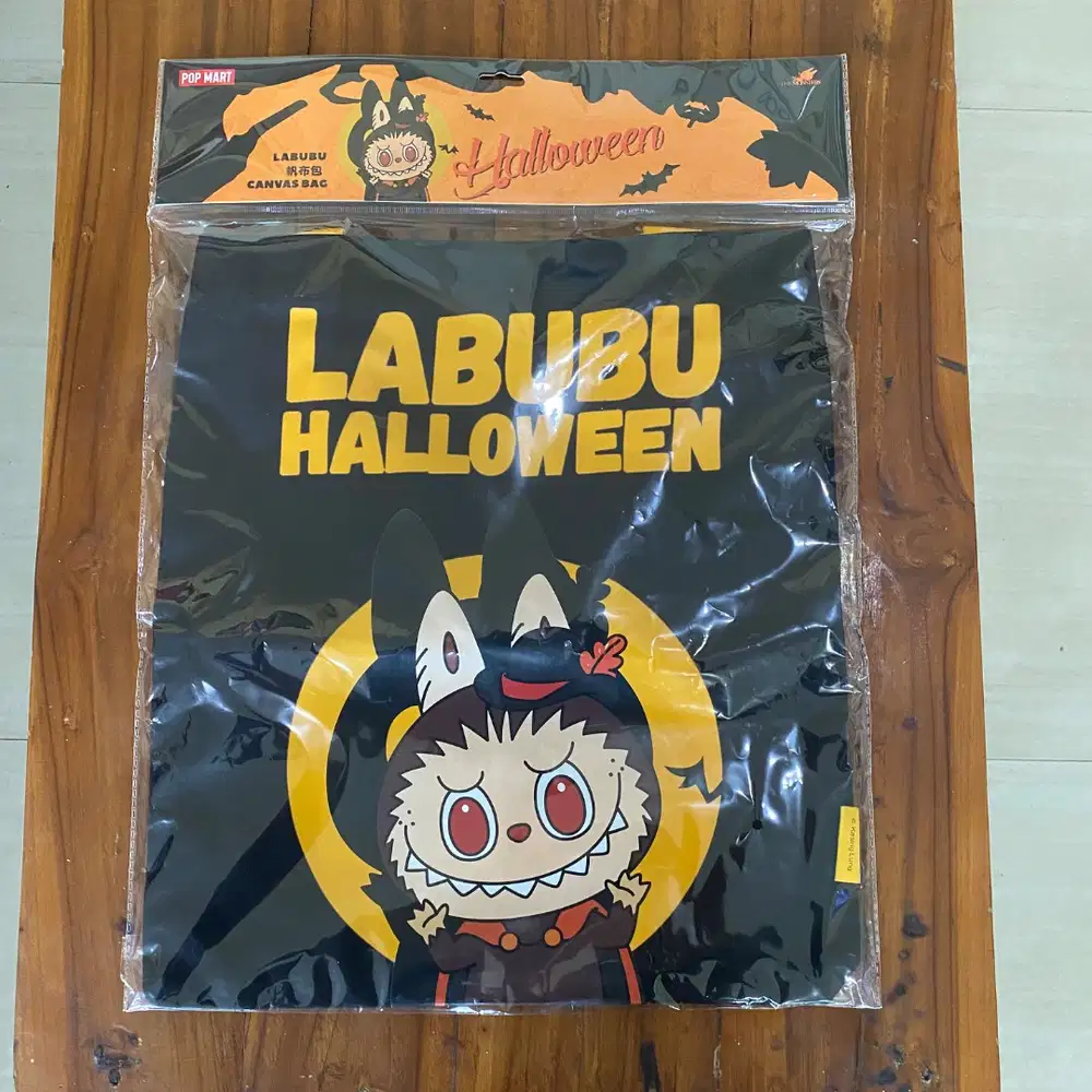 (NEW) - Pop Mart Happy Halloween Party - Labubu Canvas Tote Bag / Tas
