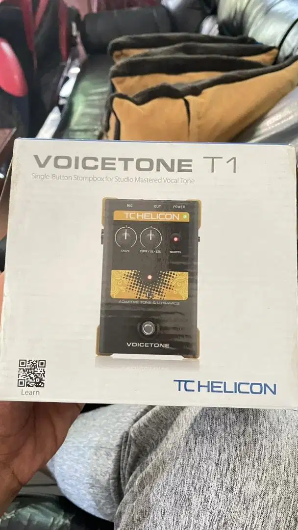 Efek Vocal TC Helicon Voicetone T1