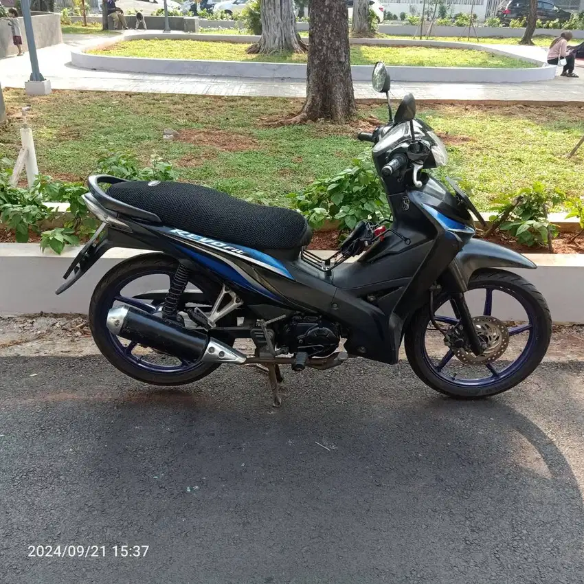 Revo Fit Di Jual Bersama Kenangan nya