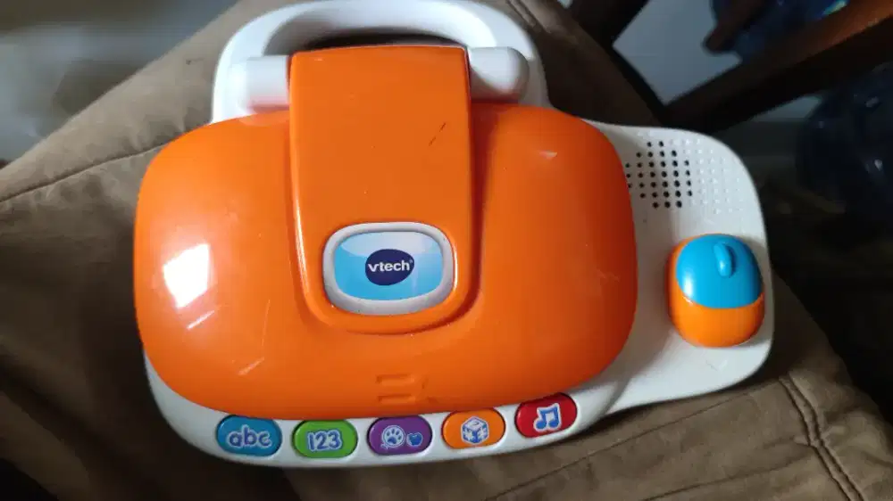Mainan laptop anak merk vtech