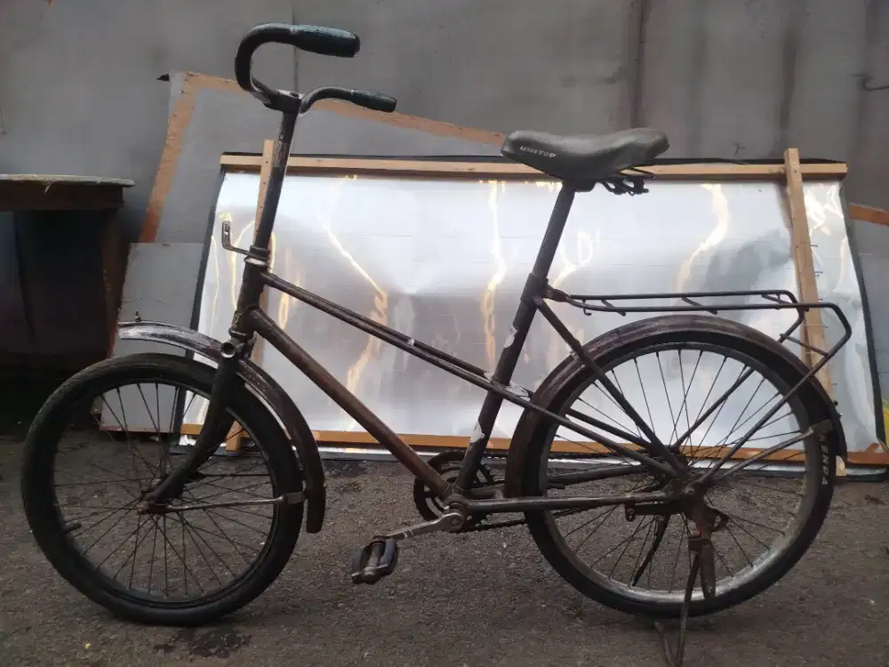 sepeda jadul untuk anak merk hero