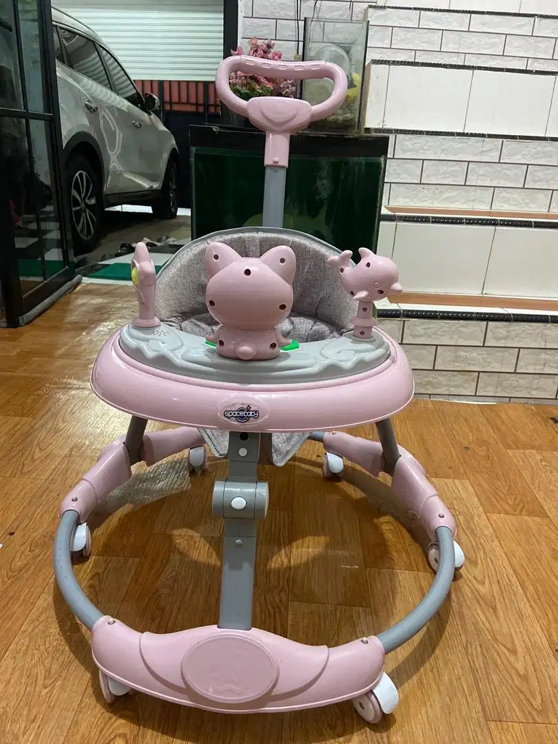 Baby walker pink