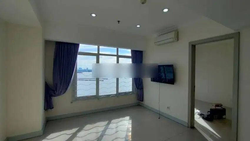 Sewa Apartemen Pantai Mutiara 3 Kamar Semi Furnished