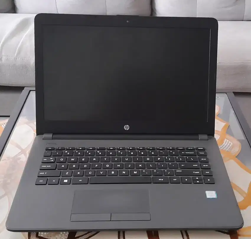 Laptop HP 240 G6 Intel core i3 6006u, Ram 4gb ddr4, layar 14in