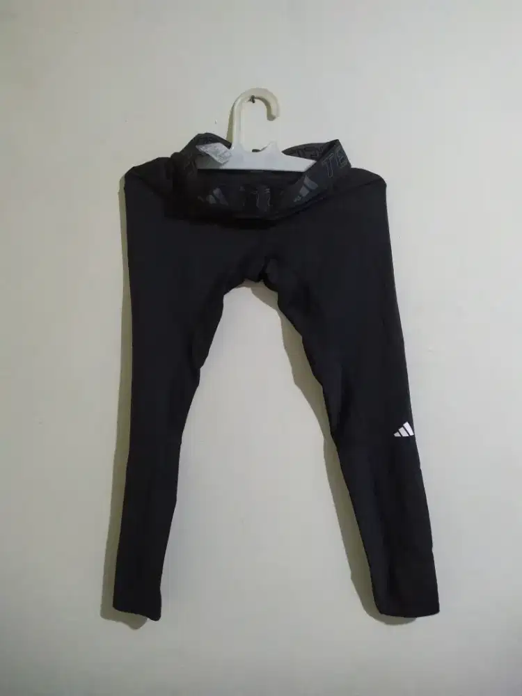 Celana Running Legging Panjang Pria Adidas L (bekas)