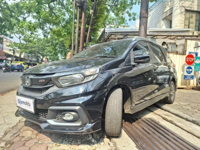 Low KM - Honda Mobilio 1.5 RS CVT 2018