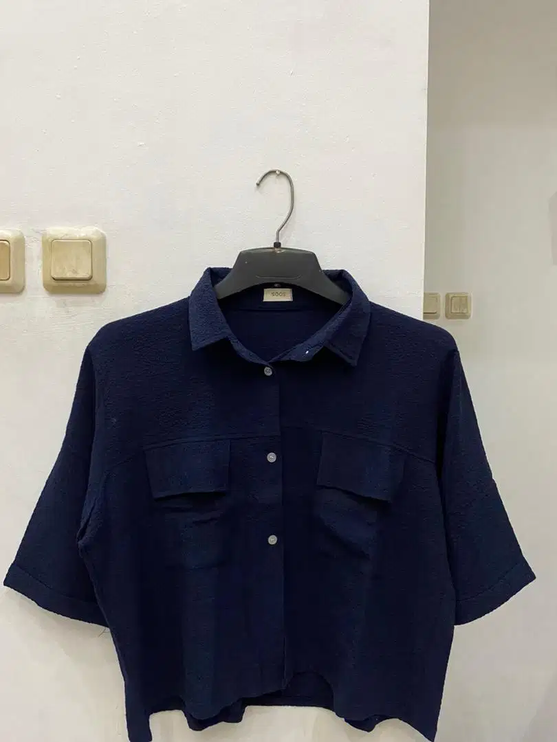 KEMEJA WARNA NAVY