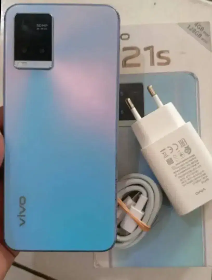 Dijual atau tt blh vivo y21s ram 4/128 no minus