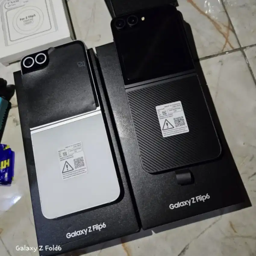 Jual/tt z flip 6 resmi  Indonesia  fullset