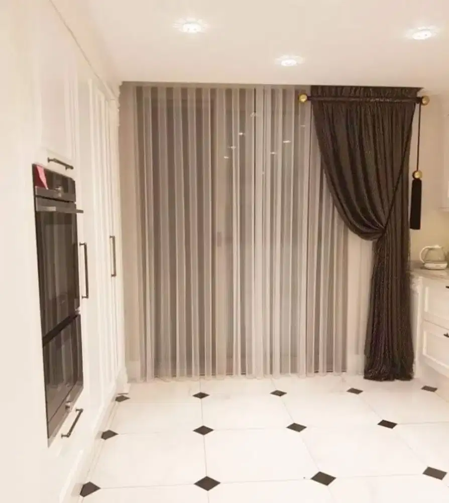 Pasang gordyn gorden murah vertikal roll blind jasa wallpaper dinding