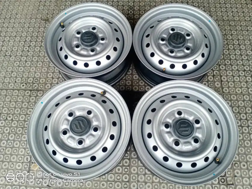 Velg kaleng ori suzuki carry tayo granmax pcd 5x114