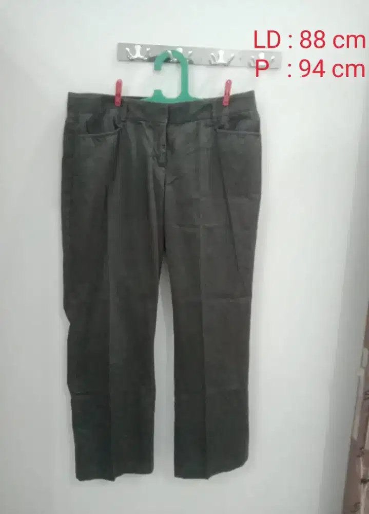 Celana Kerja Wanita Murmer Merk Express Preloved