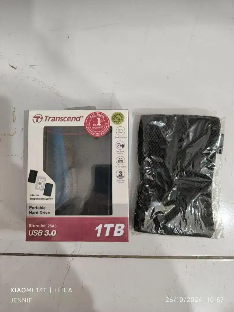 Harddisk eksternal transcend 1TB free pouch