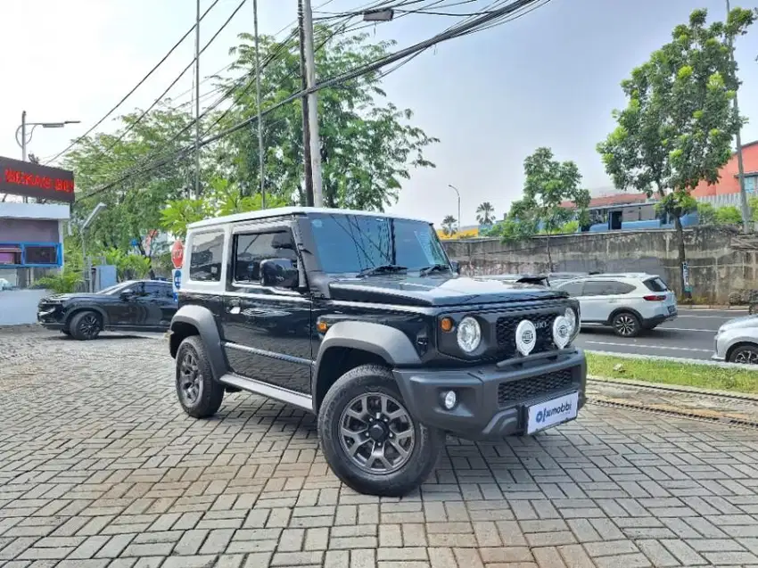 Suzuki Jimny 1.5 Single Tone Bensin-MT 2022 Hitam