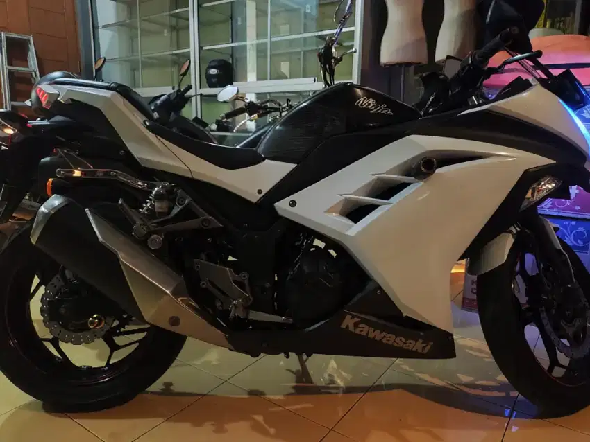 KAWASAKI NINJA 250 ABS , PAJAK ON DOKUMEN LENGKAP