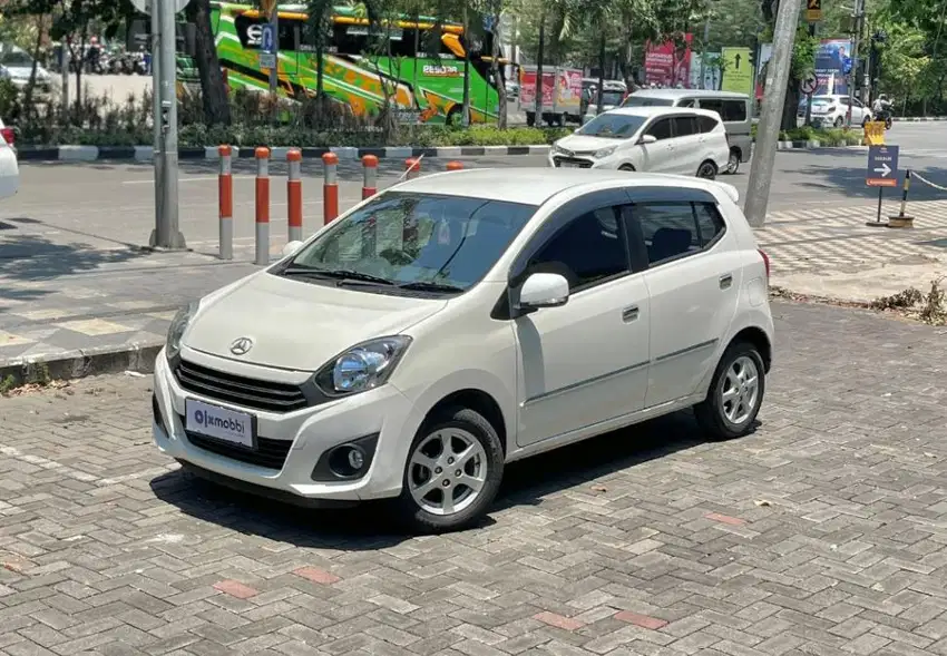 DP 1 Juta..DAIHATSU AYLA 1.0 X BENSIN MANUAL 2018