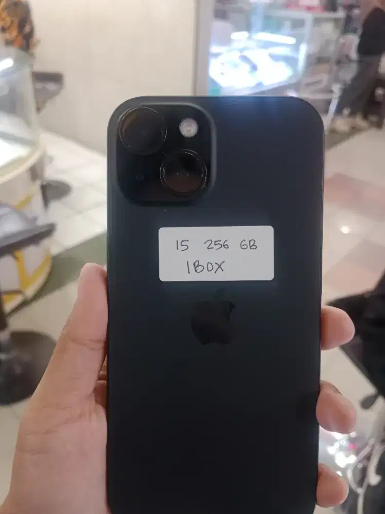 Iphone 15 256gb ibox terima cicilan dan tukar tambah