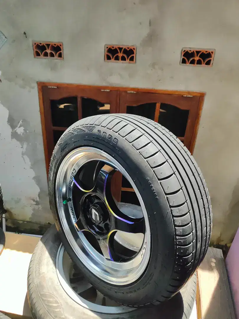 Ban plus velg samlong mulus like new pcd 100 lubang 4 ban tebal