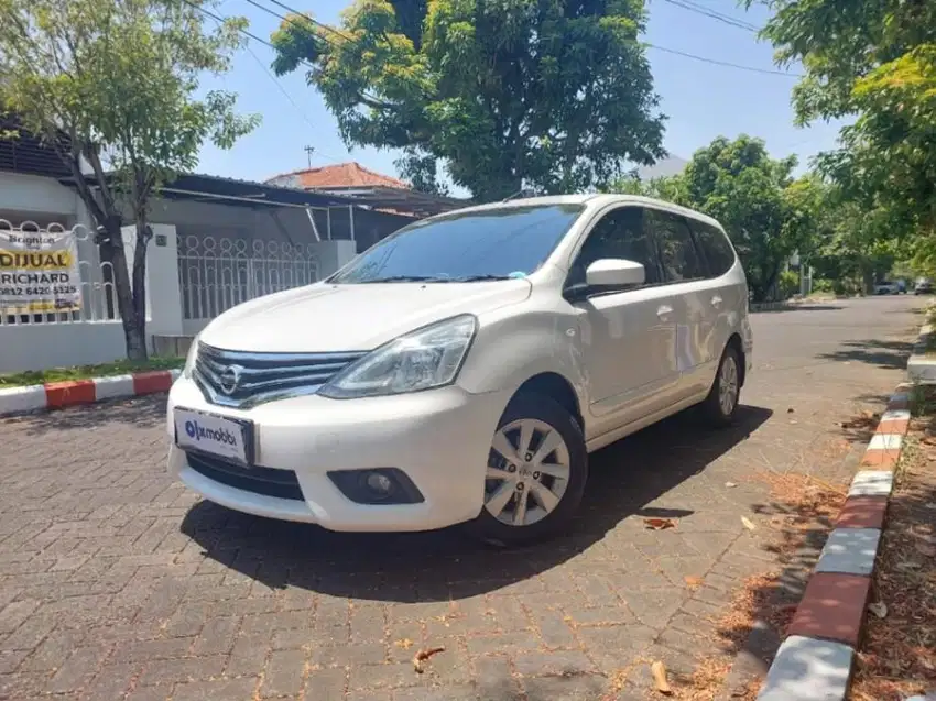 DP MINIM Nissan Grand livina 1.5 XV Bensin-AT 2014 Putih pHO