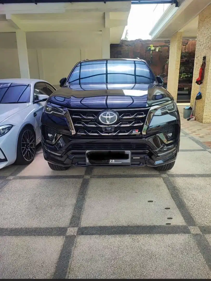 FoRTUNER GR SpORT 4X4 TetrADRIVE dsl AT