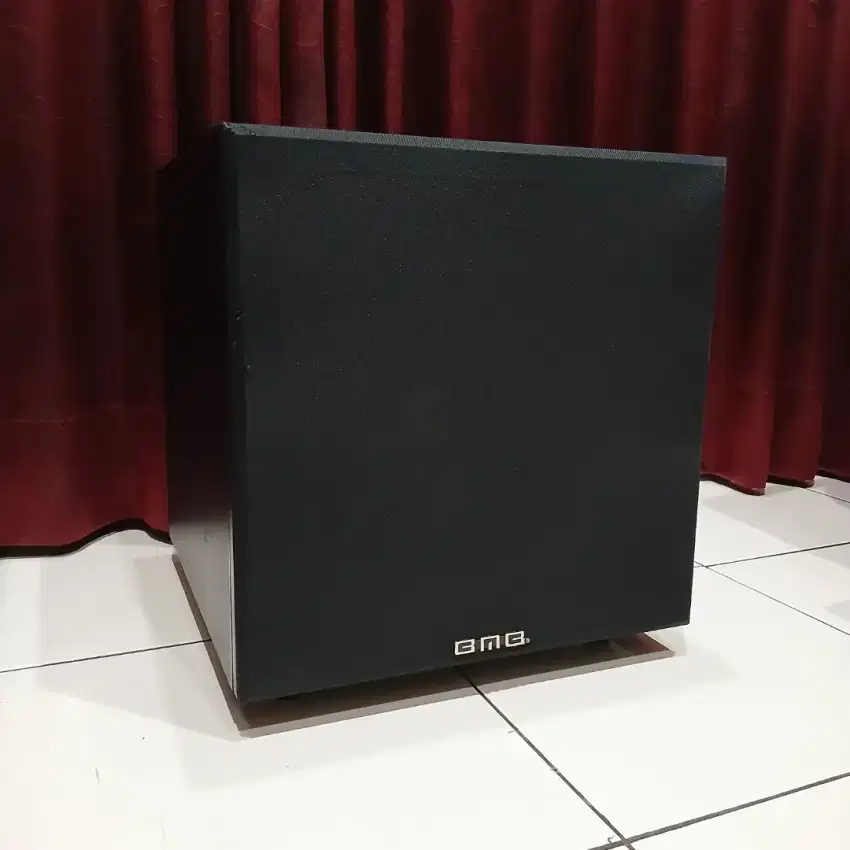 BMB SW112SE 12 INCH Subwoofer Aktif