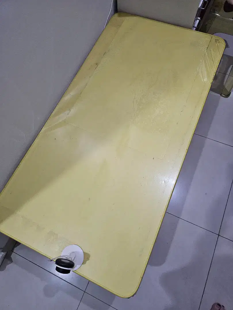Meja anak informa
