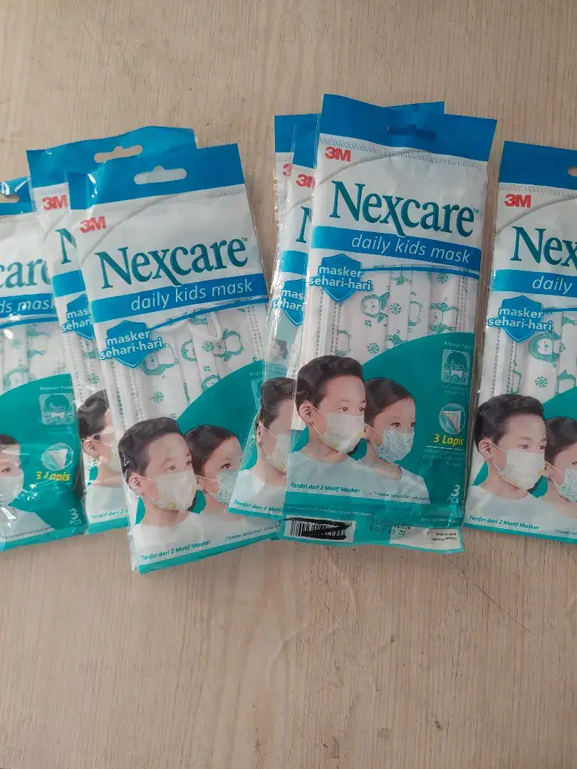 Masker Anak 3M Nexcare 3 lapis satu sachet isi 3