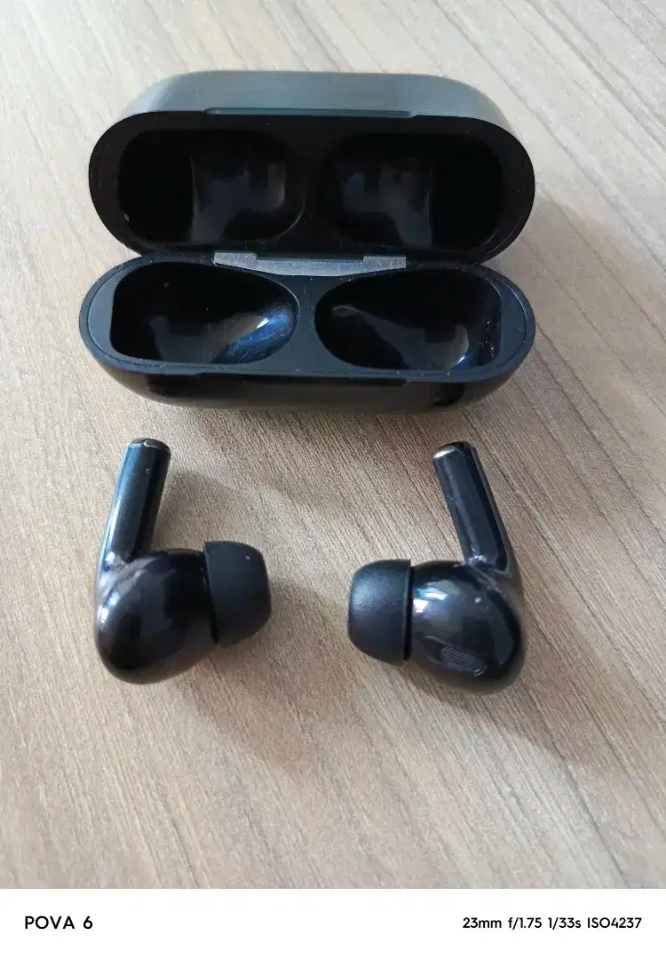 Earphone TWS charger lightning iphone