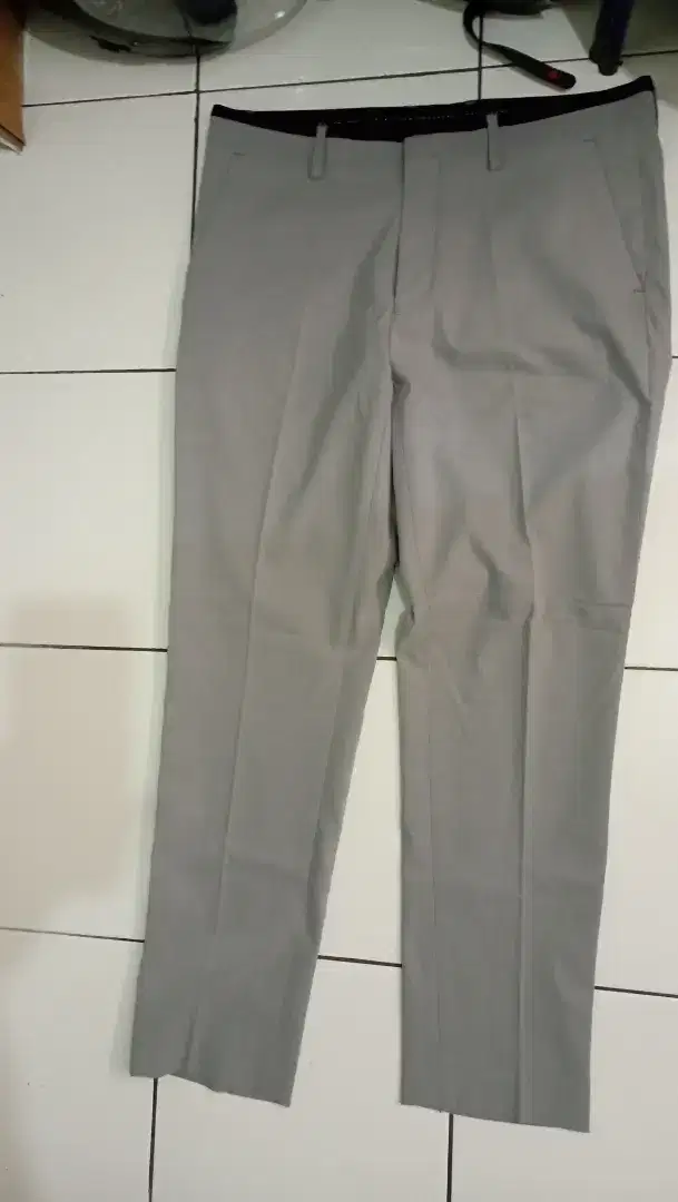 executive size 35, LD: 44cm,kondisi baru,jual 100k