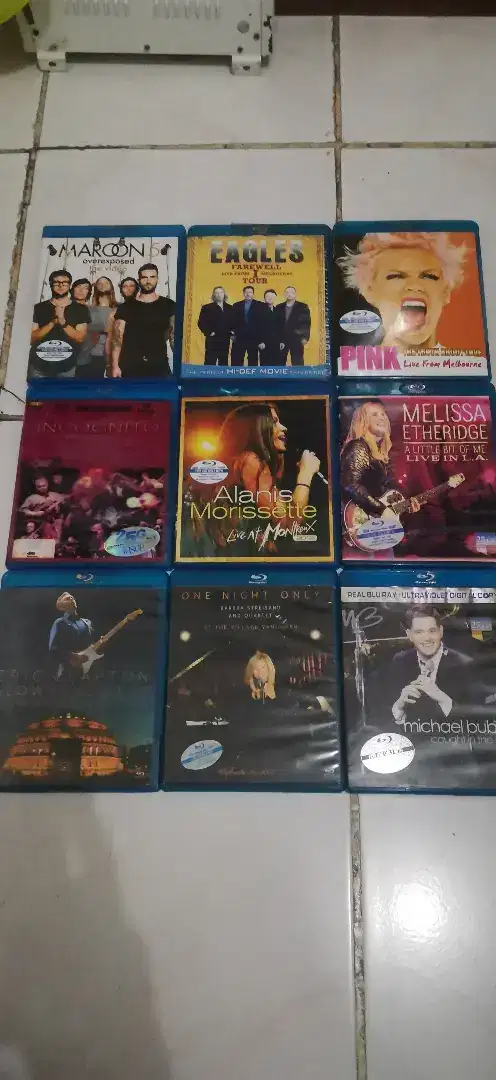 Kaset bluray music n titanic movie kondisi new(baru)