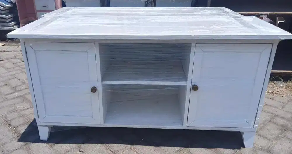 Meja TV 2 pintu jumbo