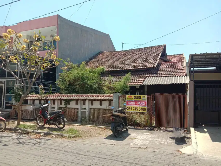 Dijual Rumah Lokasi Strategis Di Jl. Permata Biru Semarang