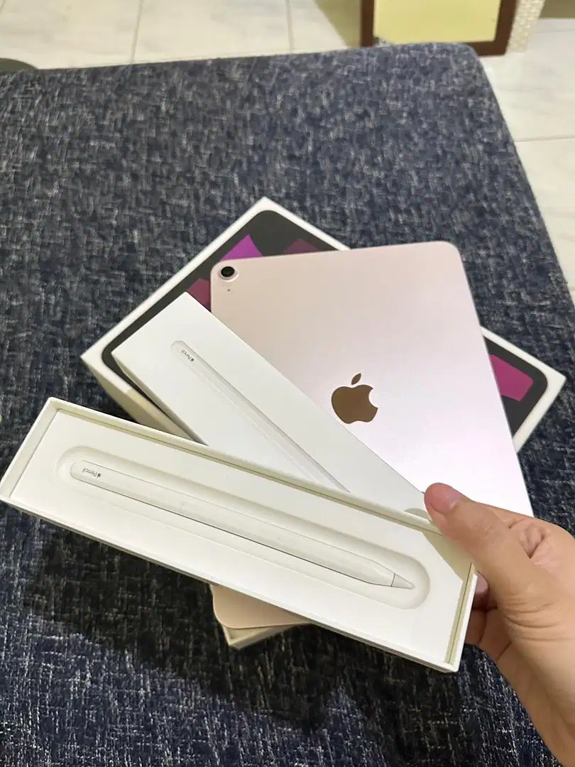 Jual IPAD AIR 5 256 gb dan Apple Pencil Gen 2