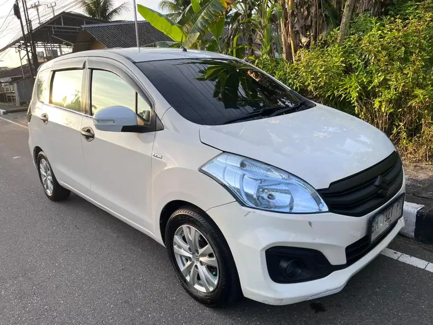 Ertiga Diesel hybrid 2017