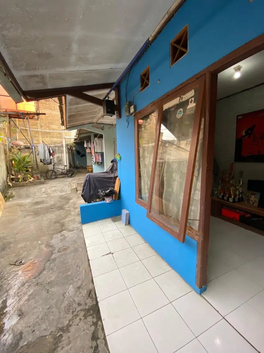 Kontrakan 3 petak, ada 7 pintu di Pondok Aren Tangerang Selatan