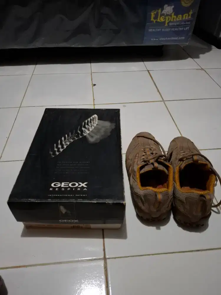 Sepatu GEOX Respira Coklat Original Store Bahan Suede Warna Coklat