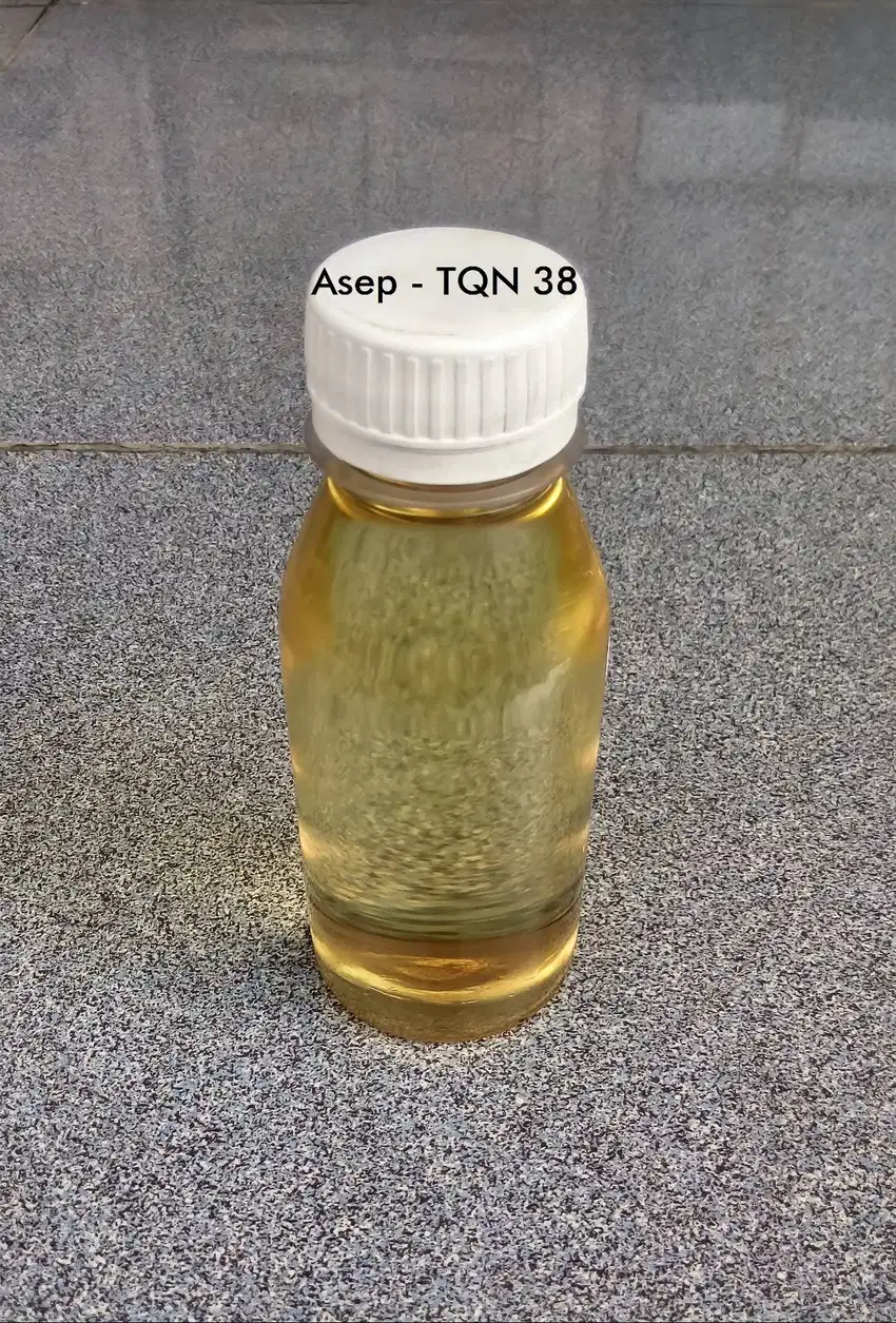 Minyak Sereh Wangi KC 30% UP (Citronella Oil).