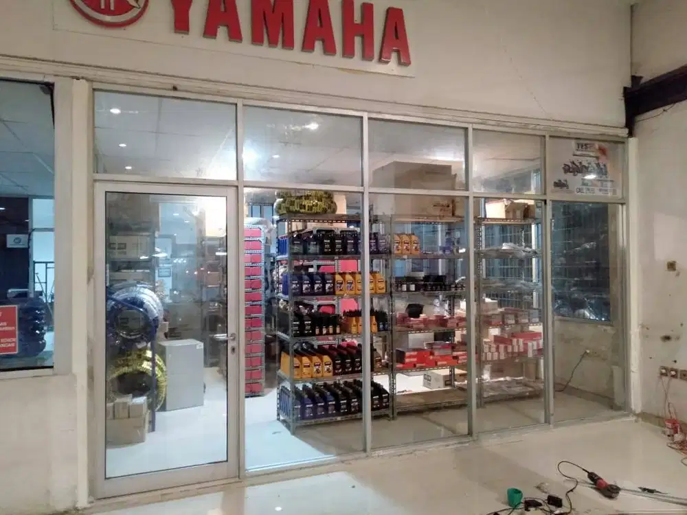 Pasang Gypsum Untuk Plafon Partisi Sekat Gypsum PVC Pintu Alumunium