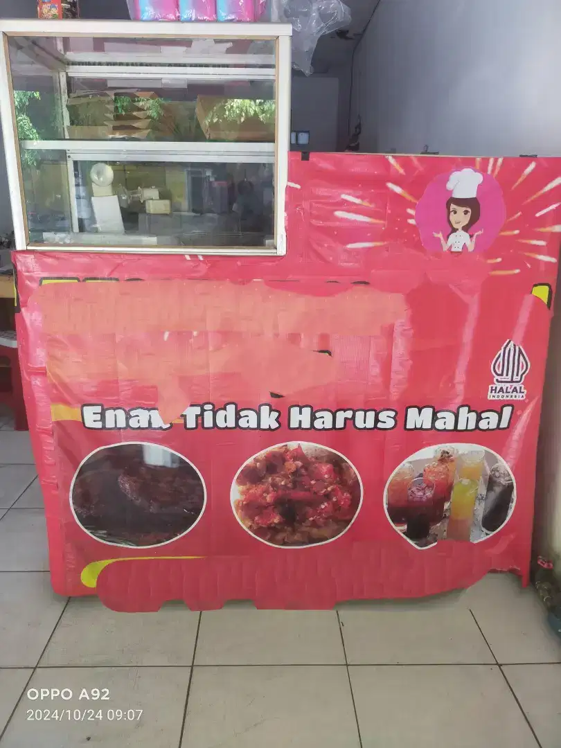 Meja jualan / meja roda dagang / etalase dagang