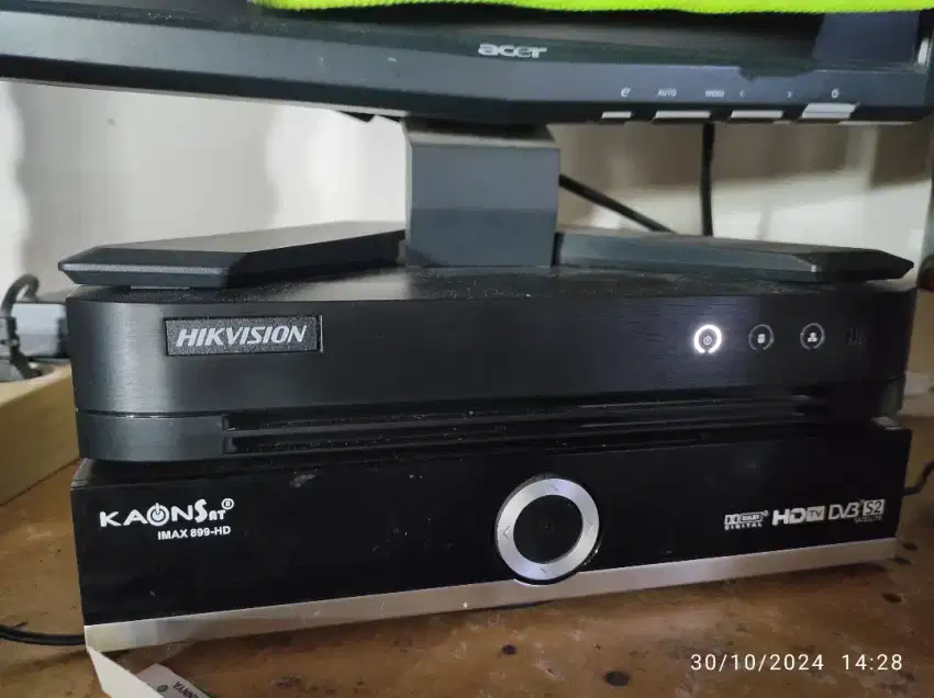 DVR HIKVISION iDS-7208 HQHI/M2