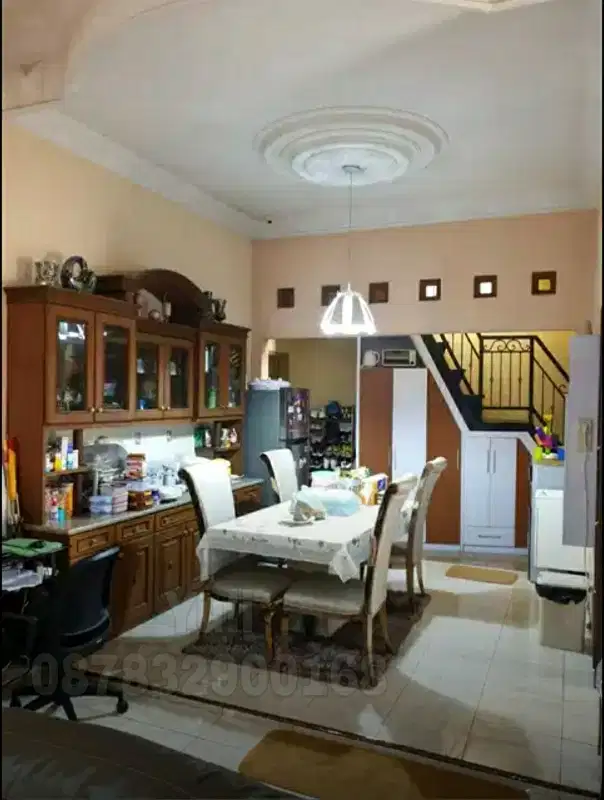 Dijual Rumah Mewah 1,5 Lt Full Furnished di Perum Srondol Bumi Indah