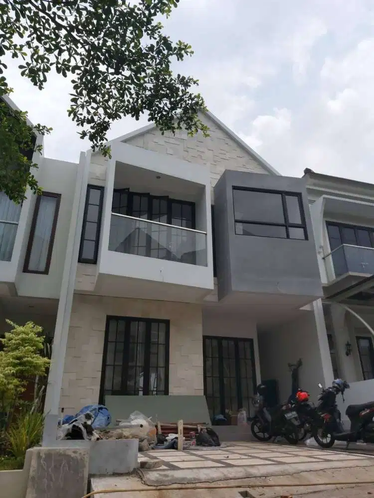 Rumah Murah Desain Mewah Bisa Custom (free design) Pinggir Jalan Raya